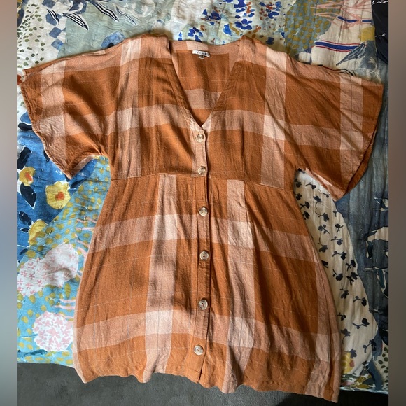 Lovely Day Plaid Dress - Picture 5 of 7